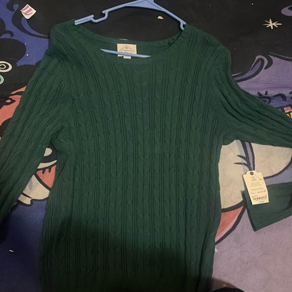 Green Sweater💚